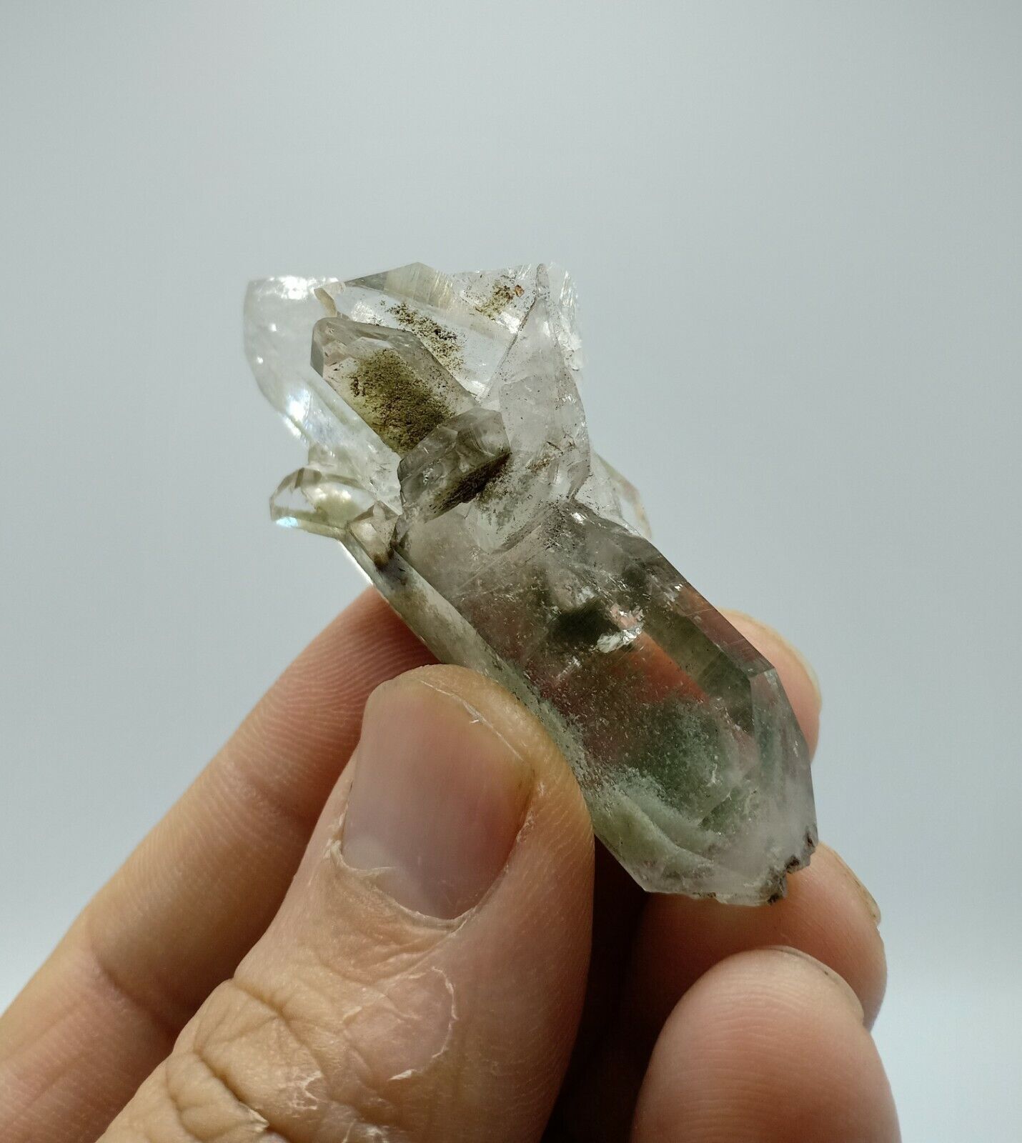 A very Aesthetic Natural beautifully terminated Chlorite Quartz crystal 27 grams