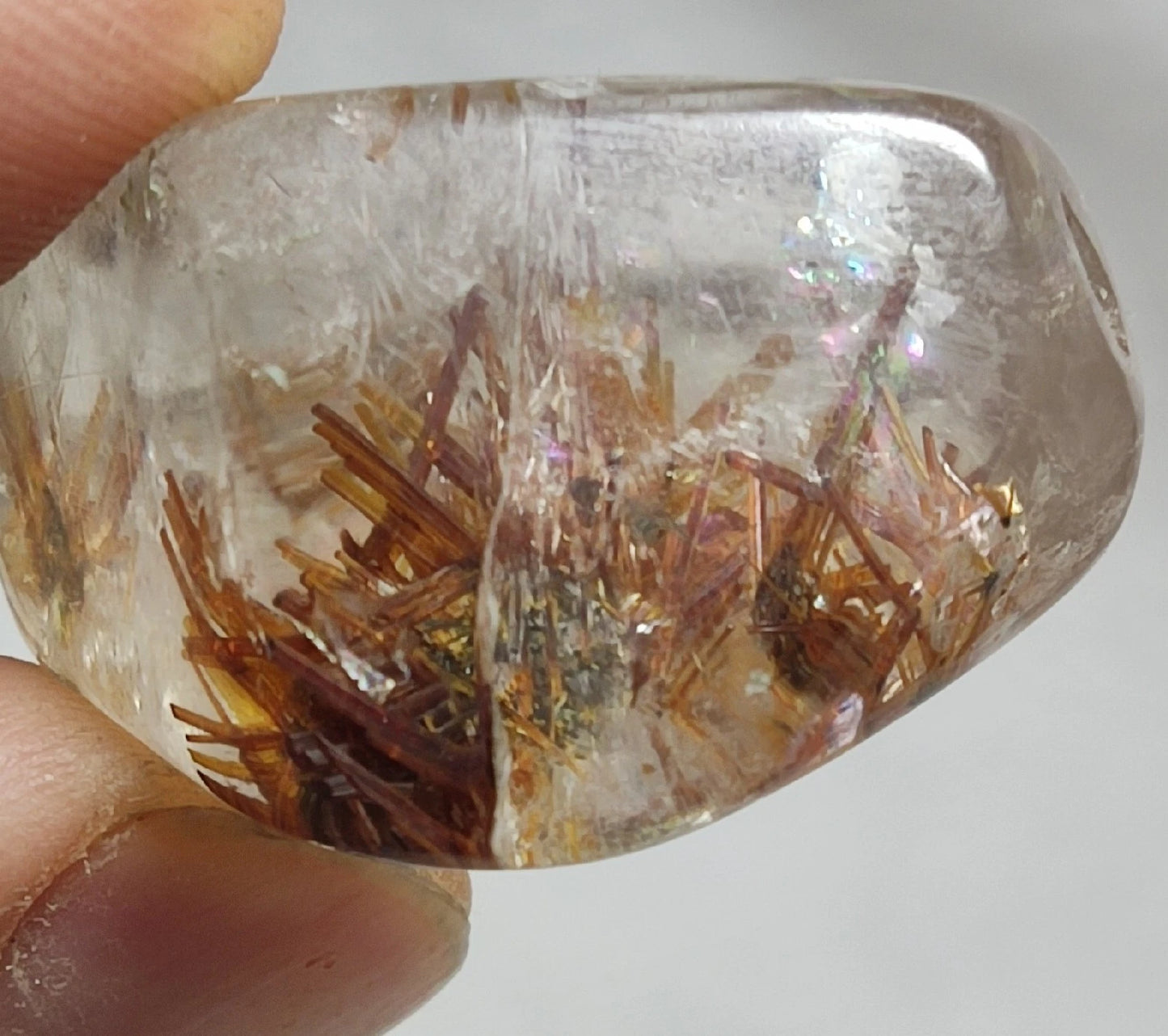 Rutiles quartz polished tumble 140 carats