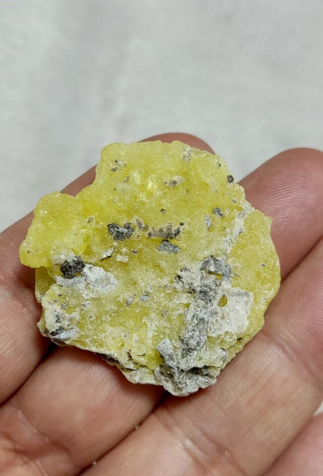 Natural Brucite 16 Grams.