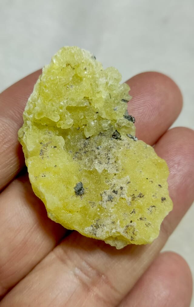 Natural Brucite 12 Grams.