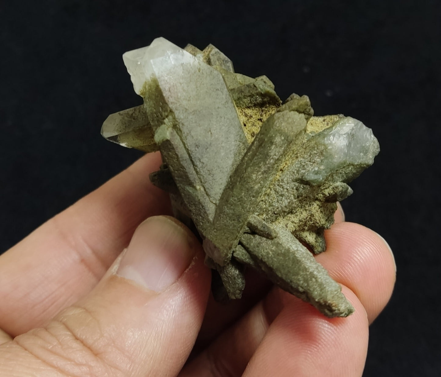An Aesthetic specimen of chlorite included quartz cluster 54 grams