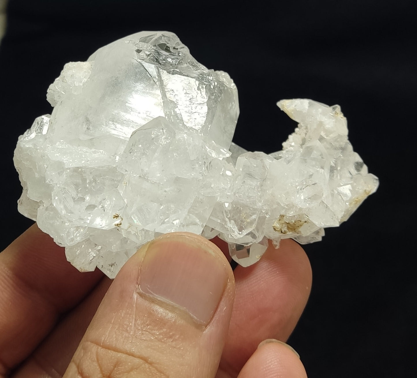 An Aesthetic terminated specimen of Quartz 91 grams