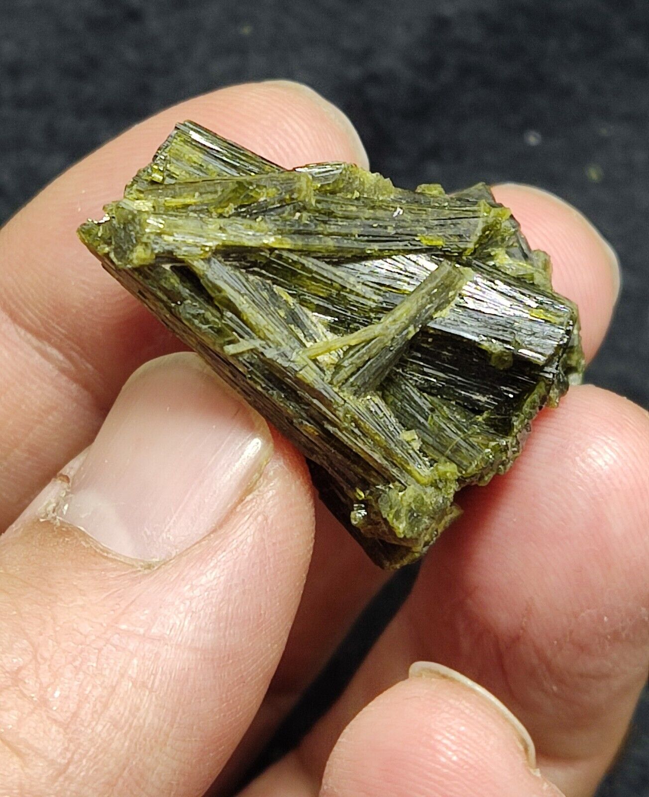 A very Aesthetic Natural beautifully terminated epidote specimen 20 grams