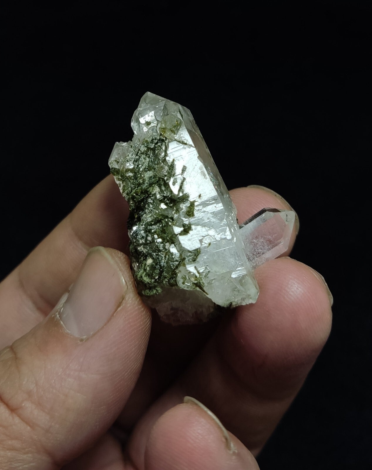 An aesthetic specimen of Epidote quartz cluster 22 grams