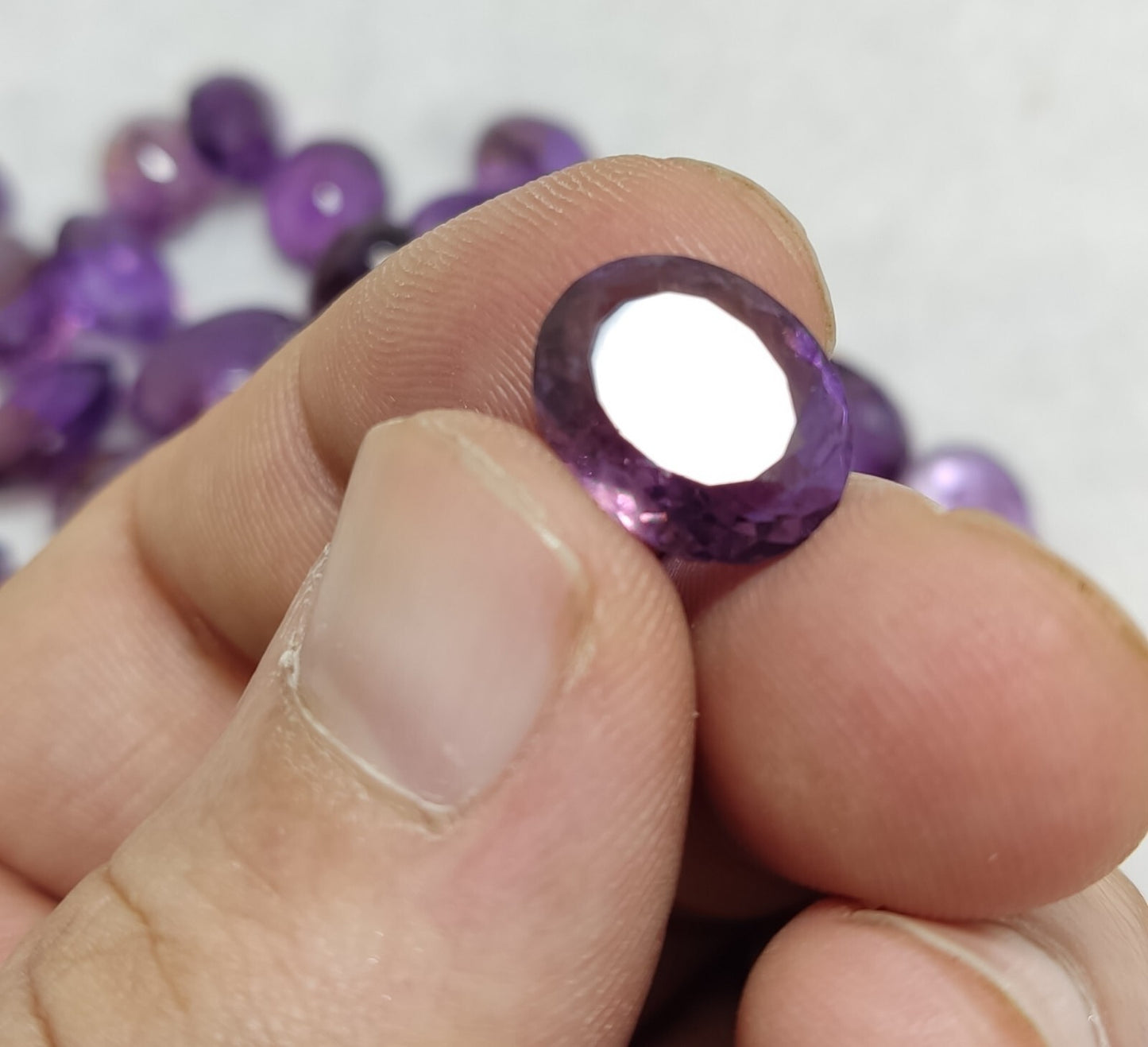 290 Carats Amethyst gemstones