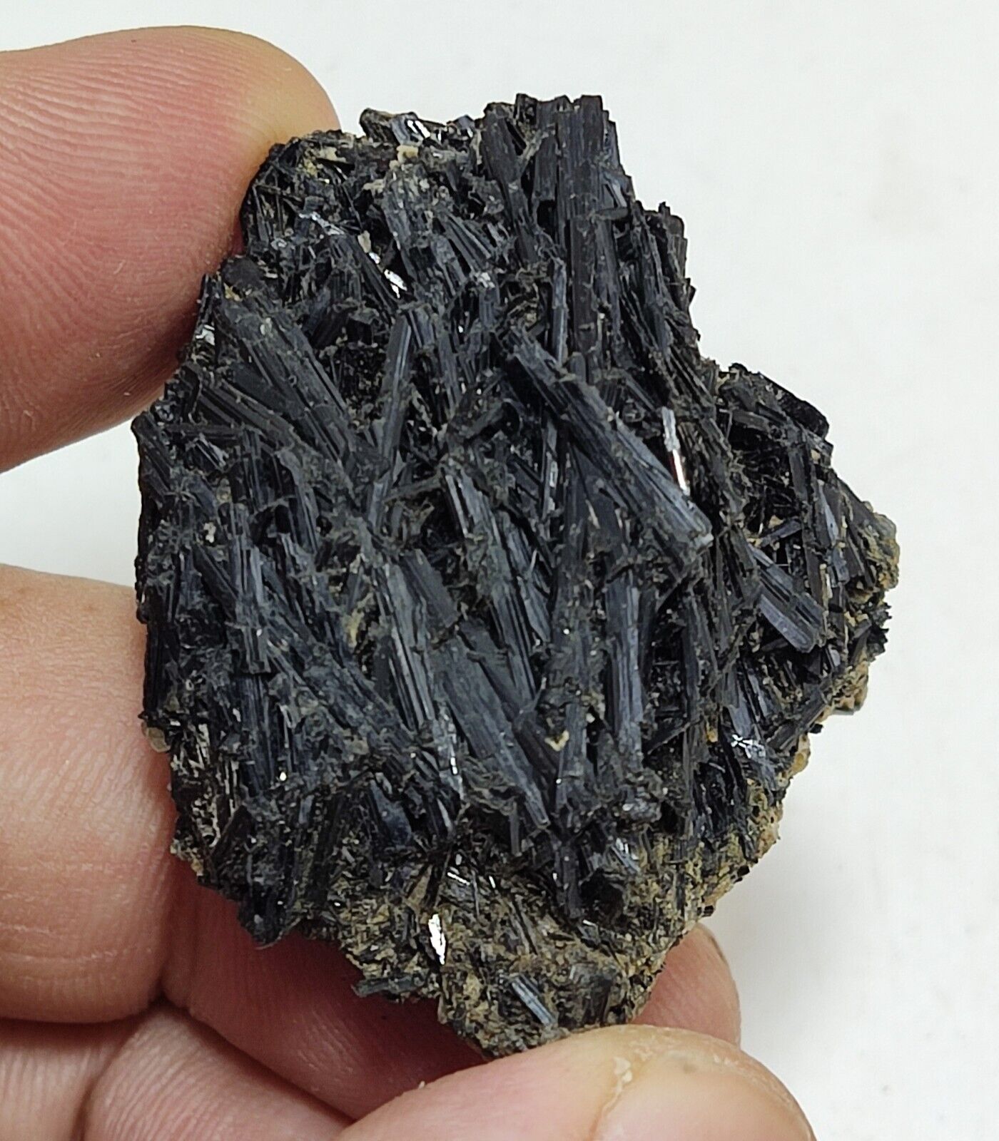 An aesthetic specimen of terminated aegirine crystals cluster 25 grams