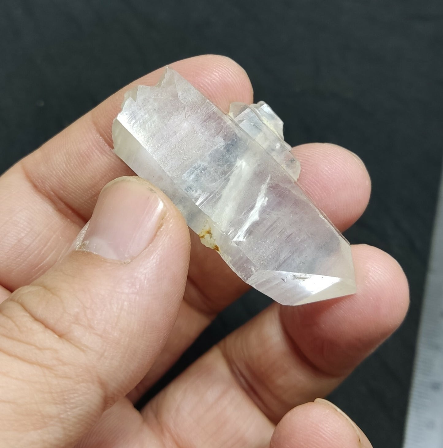 An amazing specimen of terminated Quartz crystal with unique inclusions 18 grams