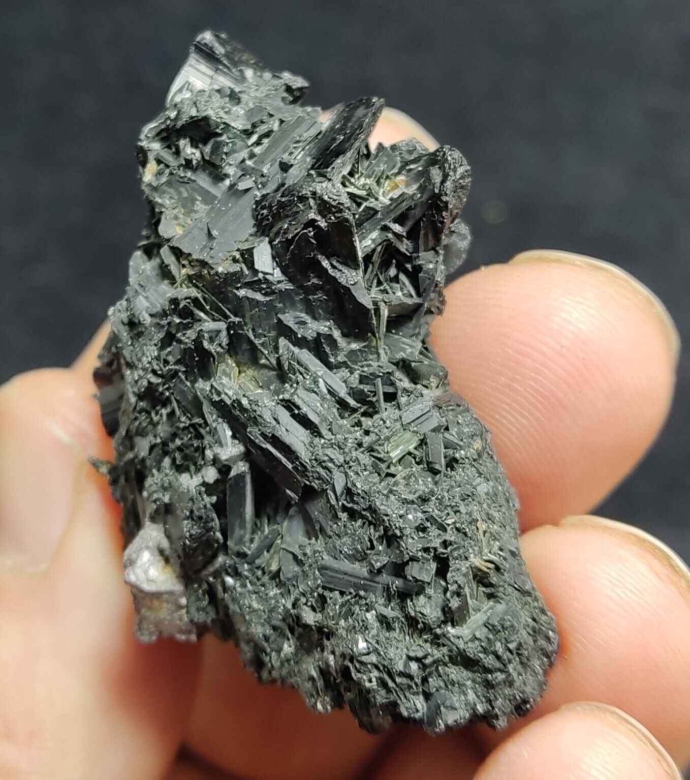 An Aesthetic specimen of epidote crystal 38 grams