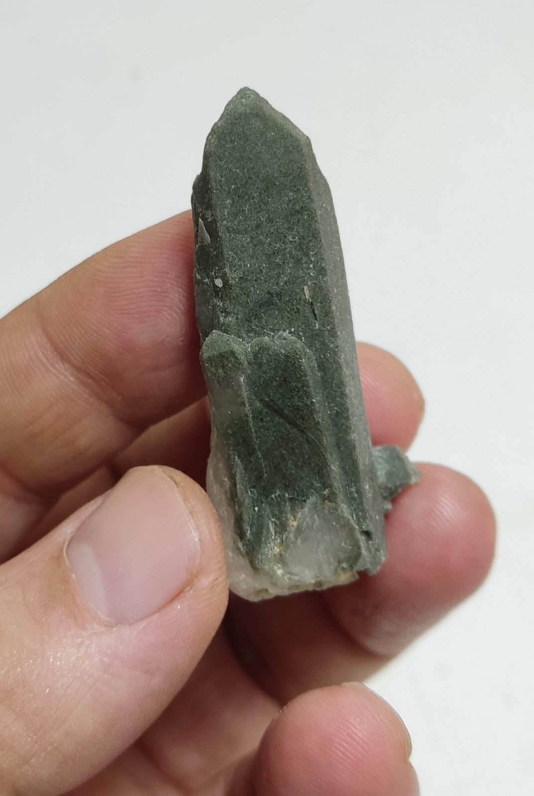 An Aesthetic Natural beautifully terminated Chlorite Quartz crystal 17 grams