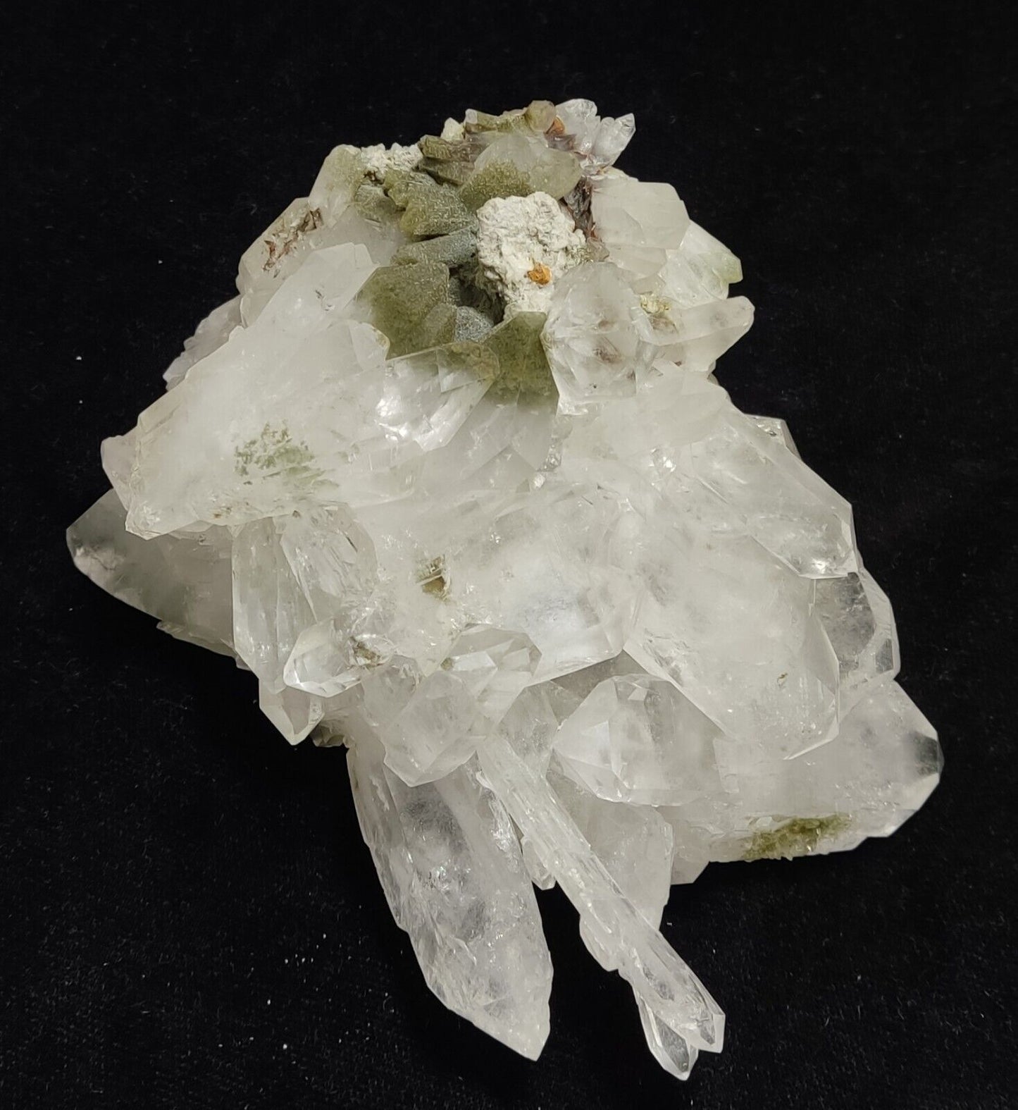 An Aesthetic large terminated Quartz cluster with chlorite inclusions 495 grams