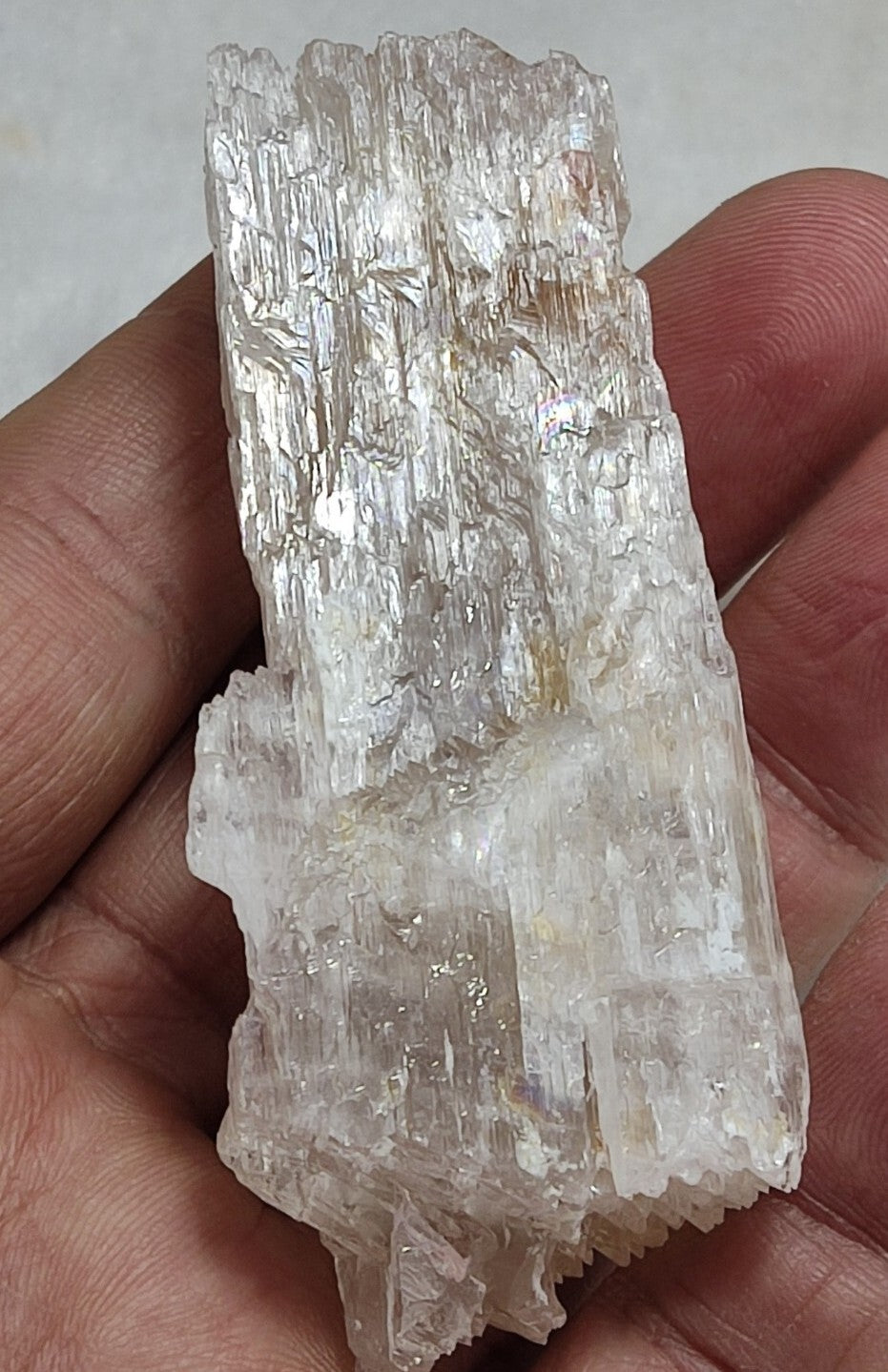 A very Aesthetic Natural fully etched spodumene crystal 107 grams