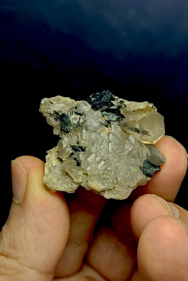 Feden Quartz Hematite Specimen 21 Grams.