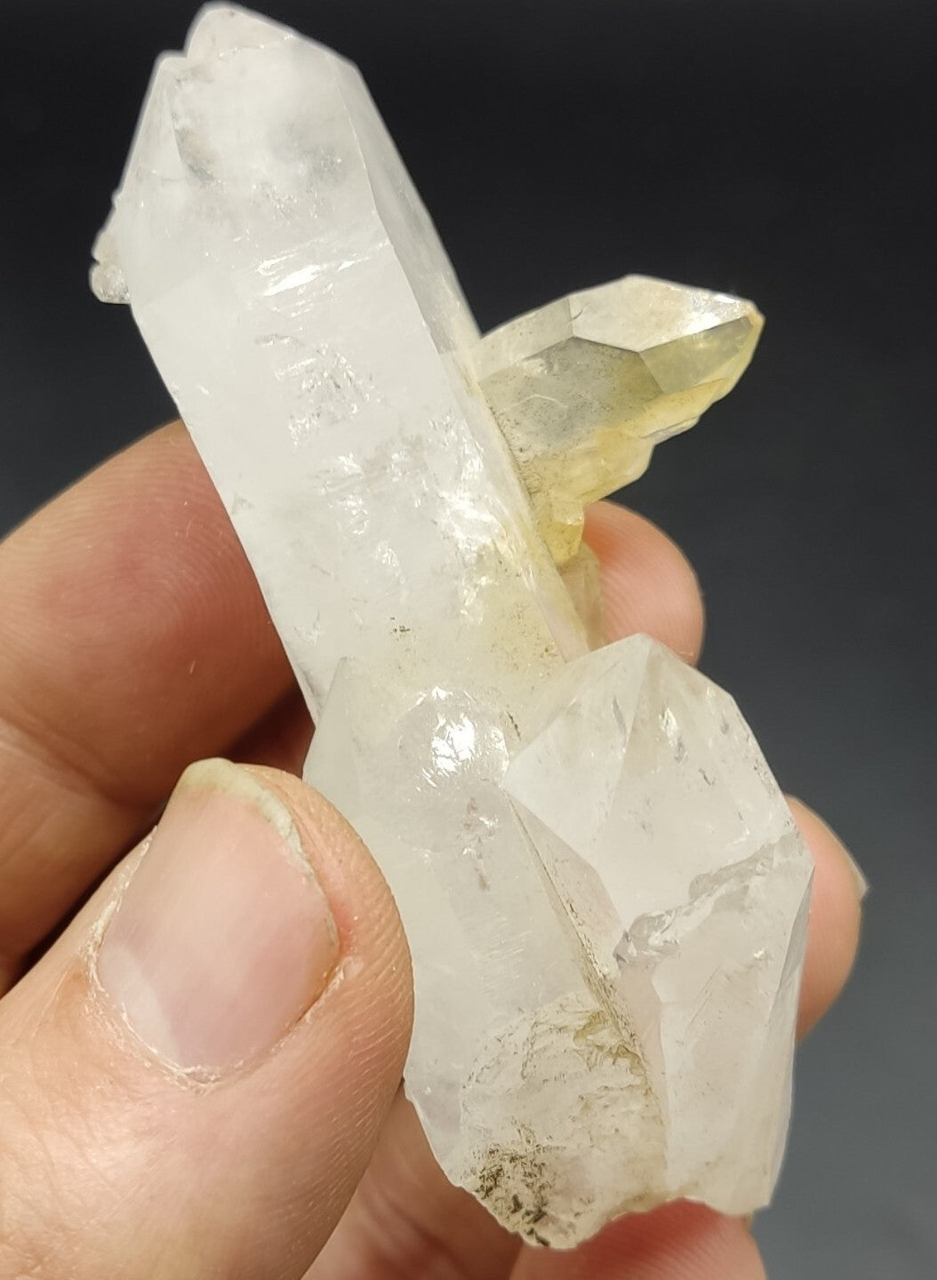 An Aesthetic gemmy  terminated Quartz crystal specimen 58 grams