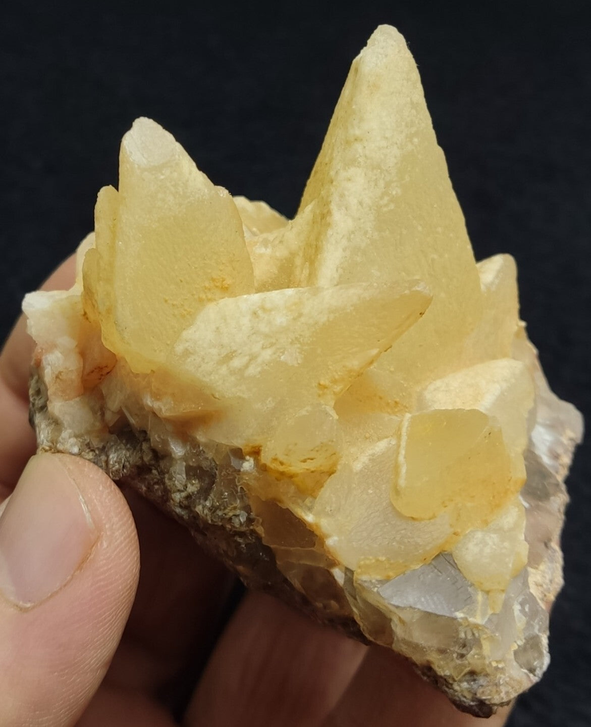An Aesthetic Naturally terminated specimen of dogtooth calcite 188 grams