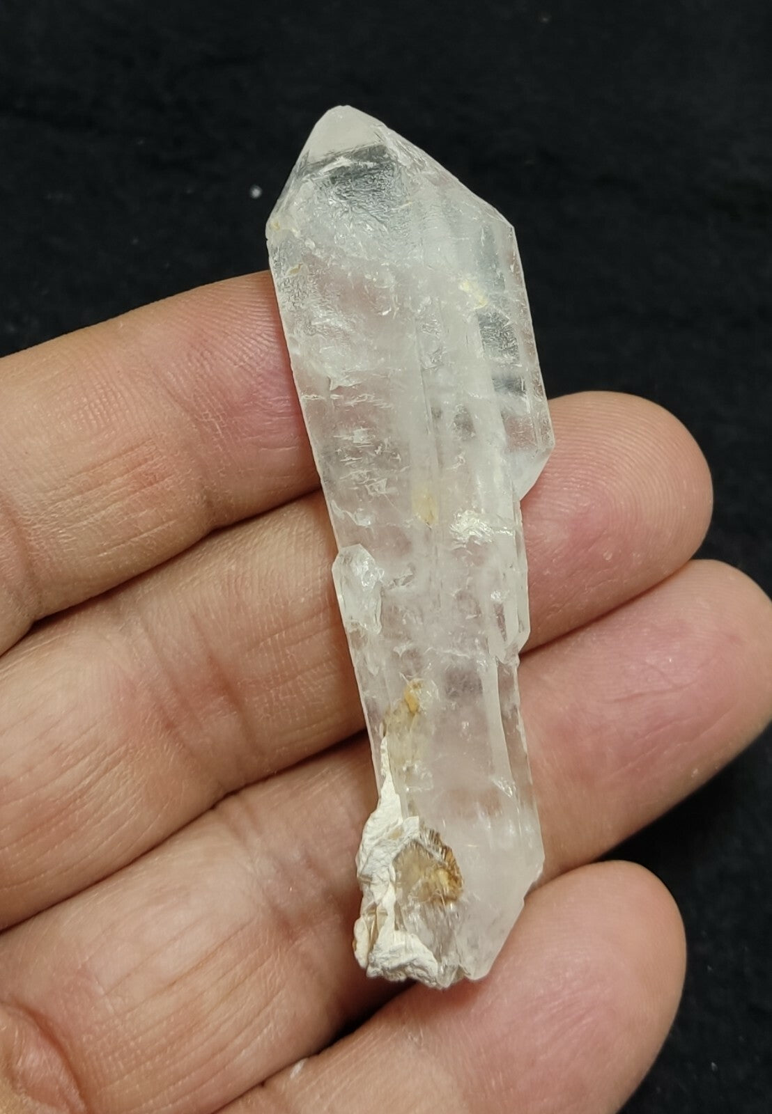 An amazing specimen of terminated faden Quartz crystal 18 grams