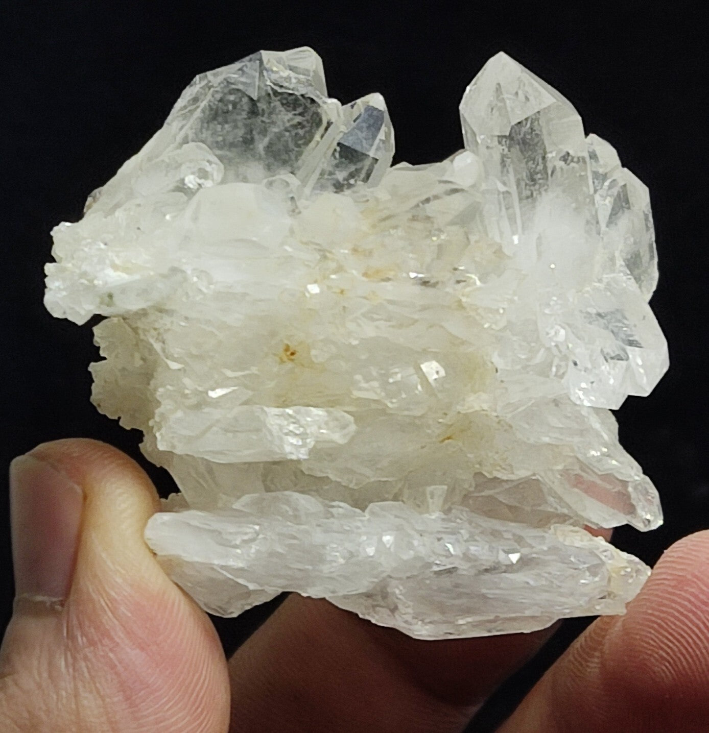 An Aesthetic terminated specimen of Quartz cluster with brookite 79 grams