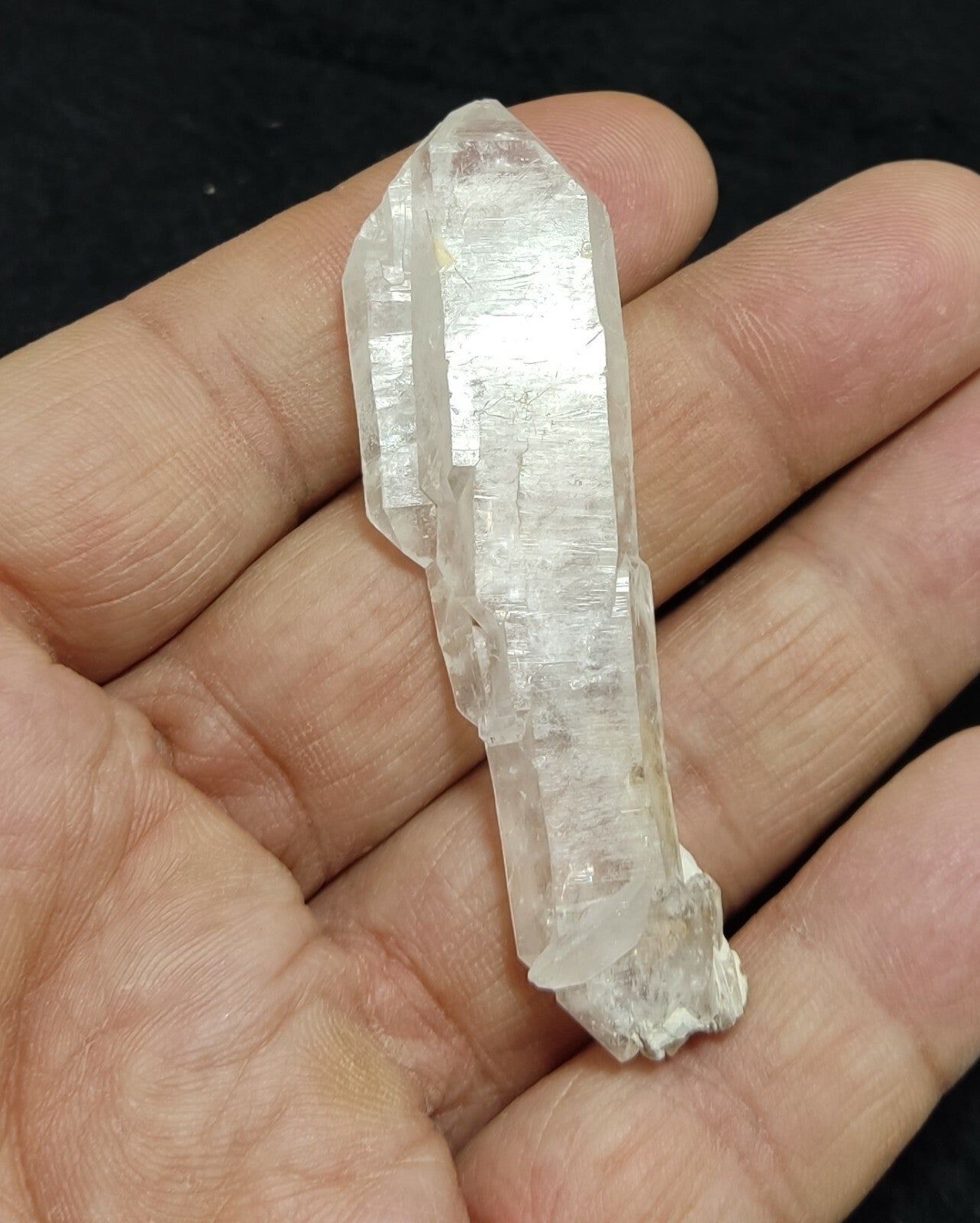 An amazing specimen of terminated faden Quartz crystal 18 grams