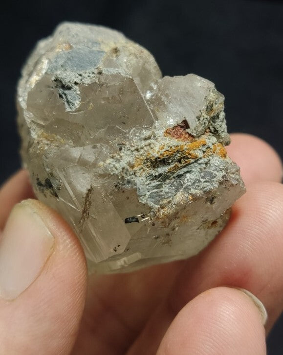Natural Double terminated Quartz with Rutiles Saginite 99 grams