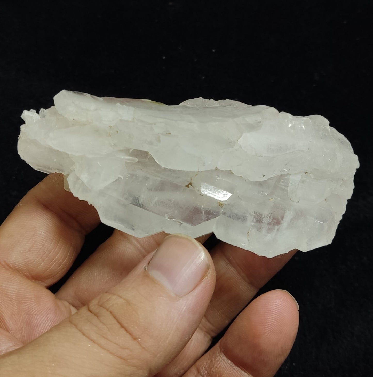 An Aesthetic Natural beautifully terminated faden Quartz specimen 120 grams