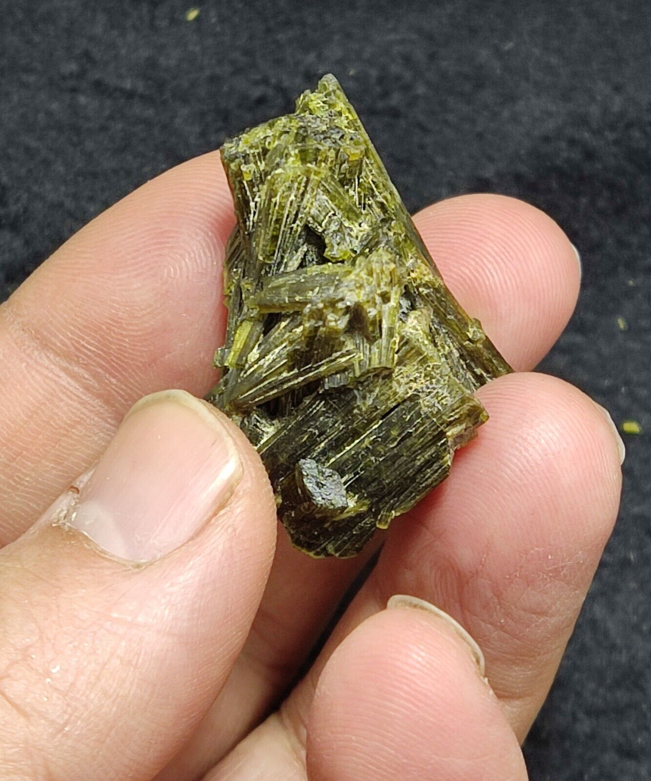 A very Aesthetic Natural beautifully terminated epidote specimen 20 grams