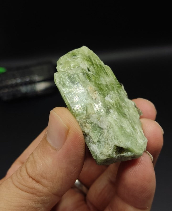 Green Diopside crystal With Mica 87 grams