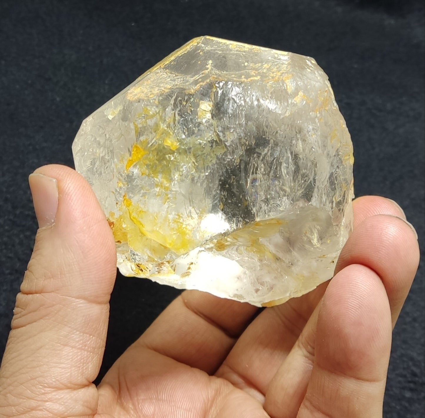 An Aesthetic terminated specimen of Quartz crystal 387 grams