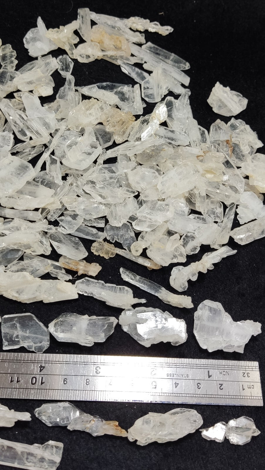 450 grams Faden quartz Crystals