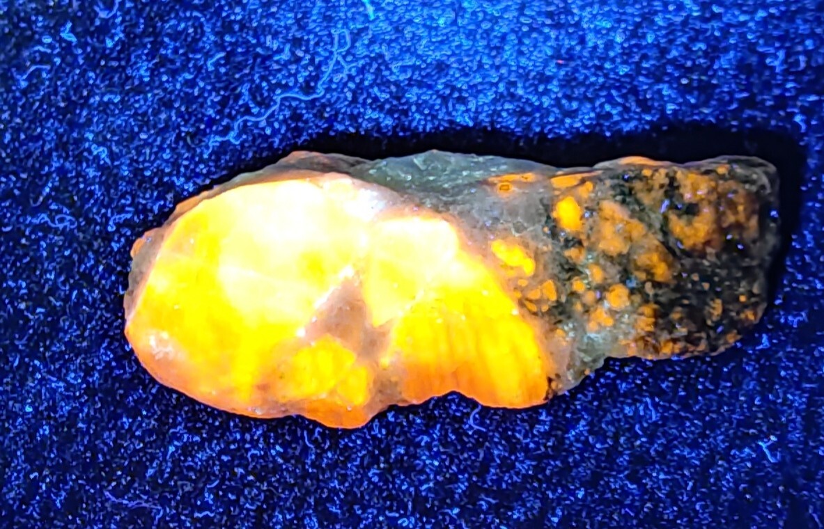 An Aesthetic natural specimen of Hackmanite 54 grams