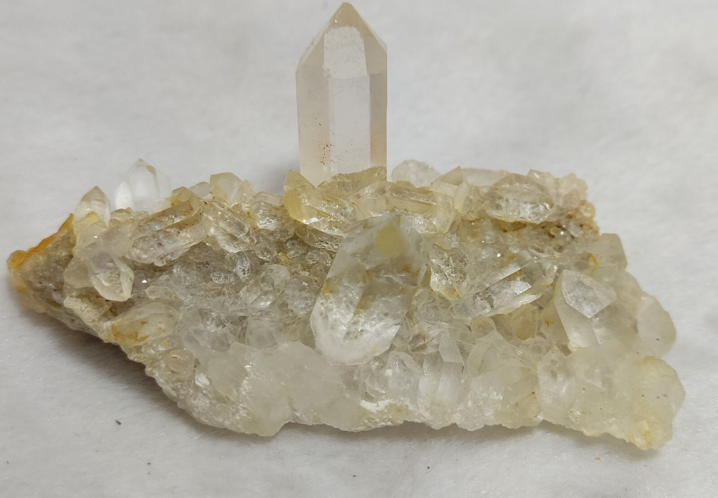 An Aesthetic terminated specimen of Quartz cluster 66 grams