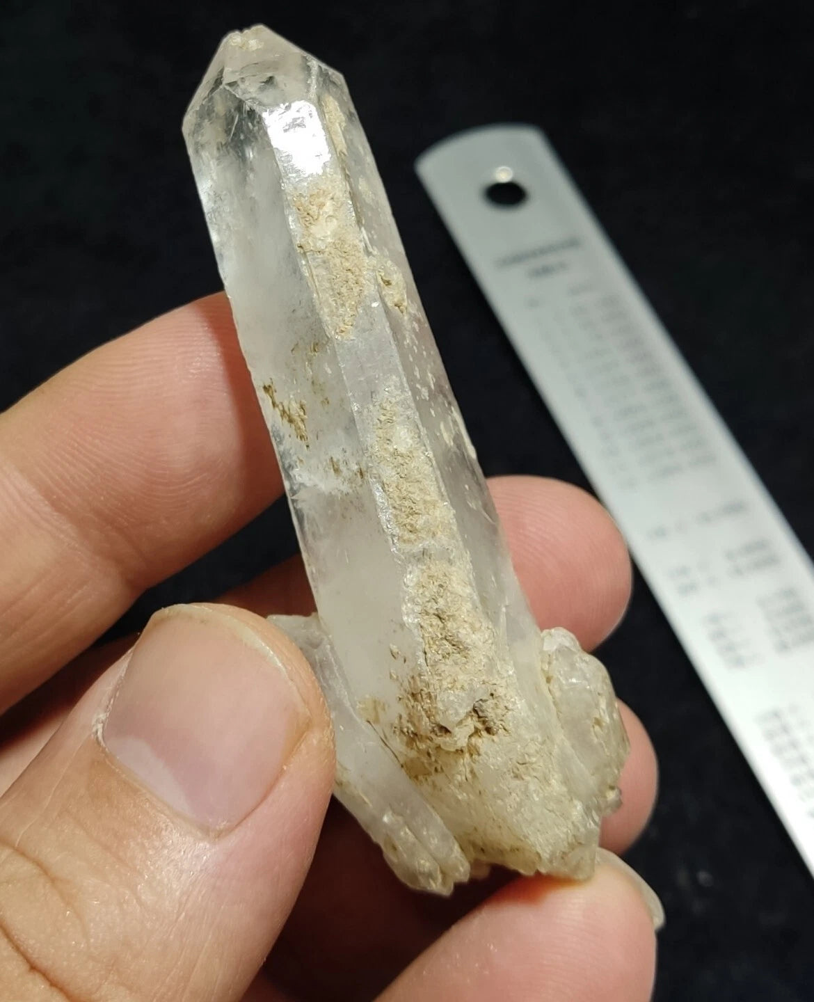 Single Aesthetic Quartz Crystal With Faden Signs 34 grams