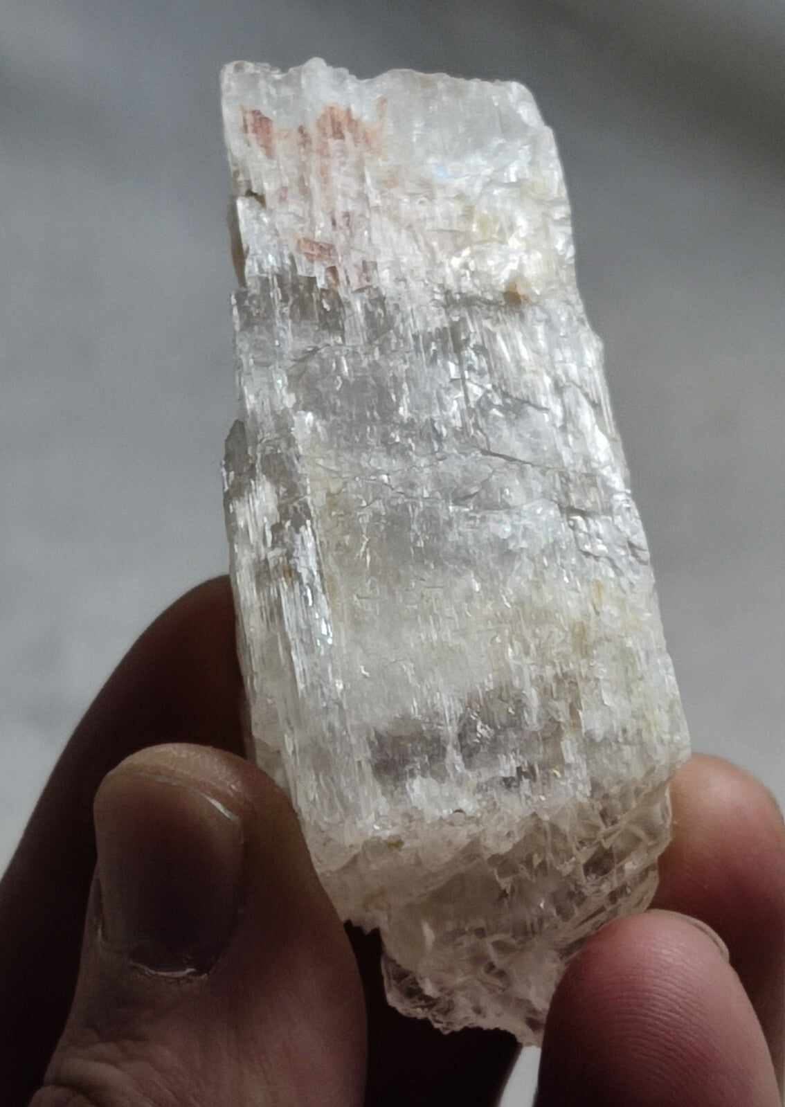 A very Aesthetic Natural fully etched spodumene crystal 107 grams
