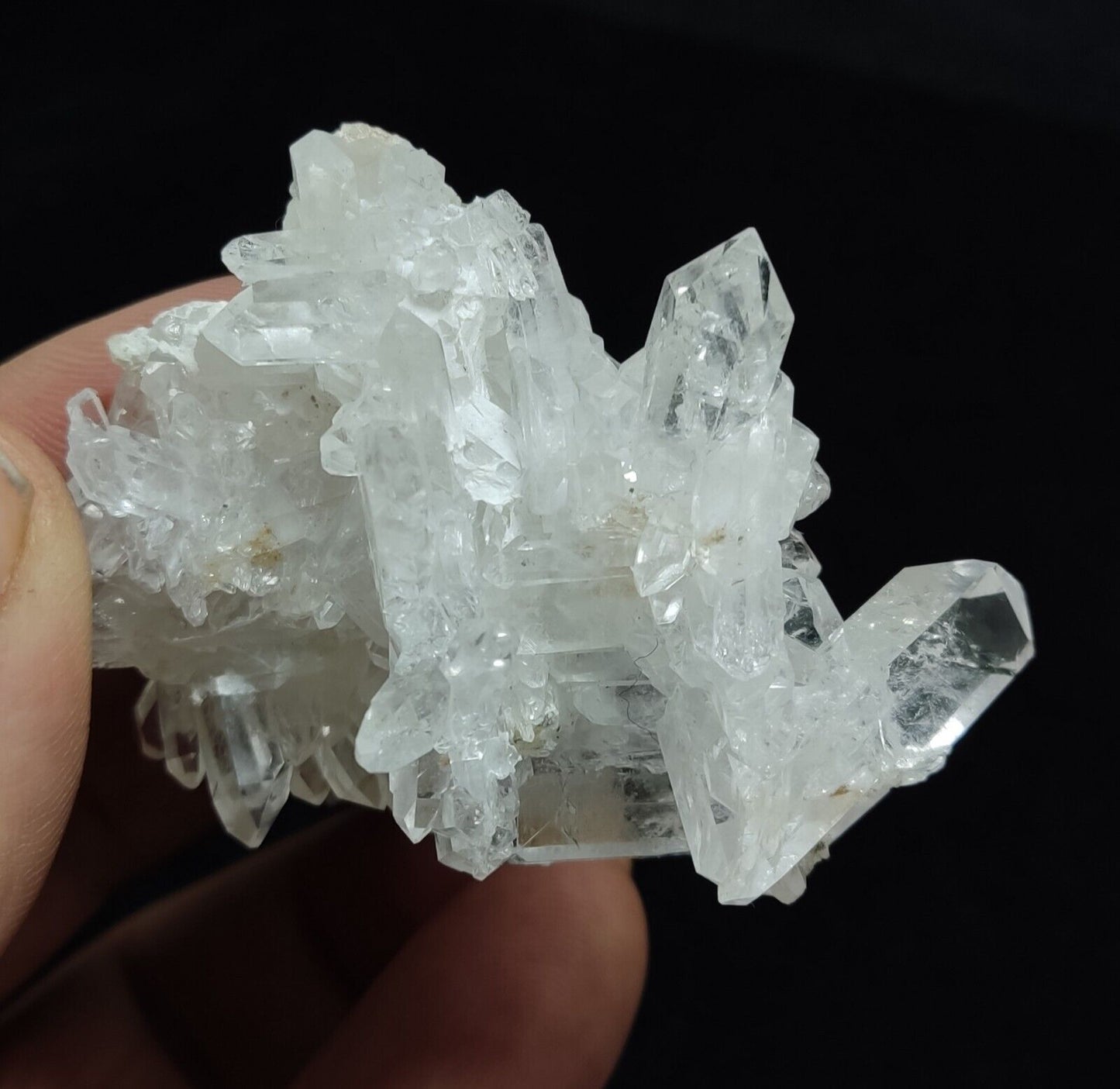 An Aesthetic Natural beautifully terminated Quartz cluster 52 grams