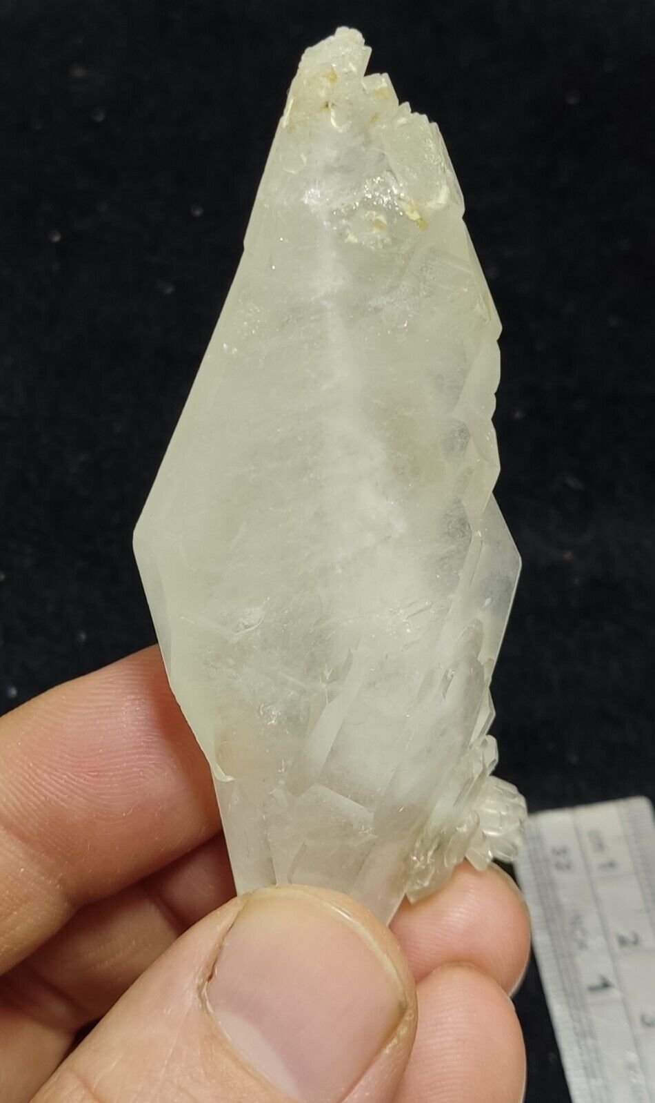 An Aesthetic Natural beautifully terminated faden Quartz specimen 56 grams