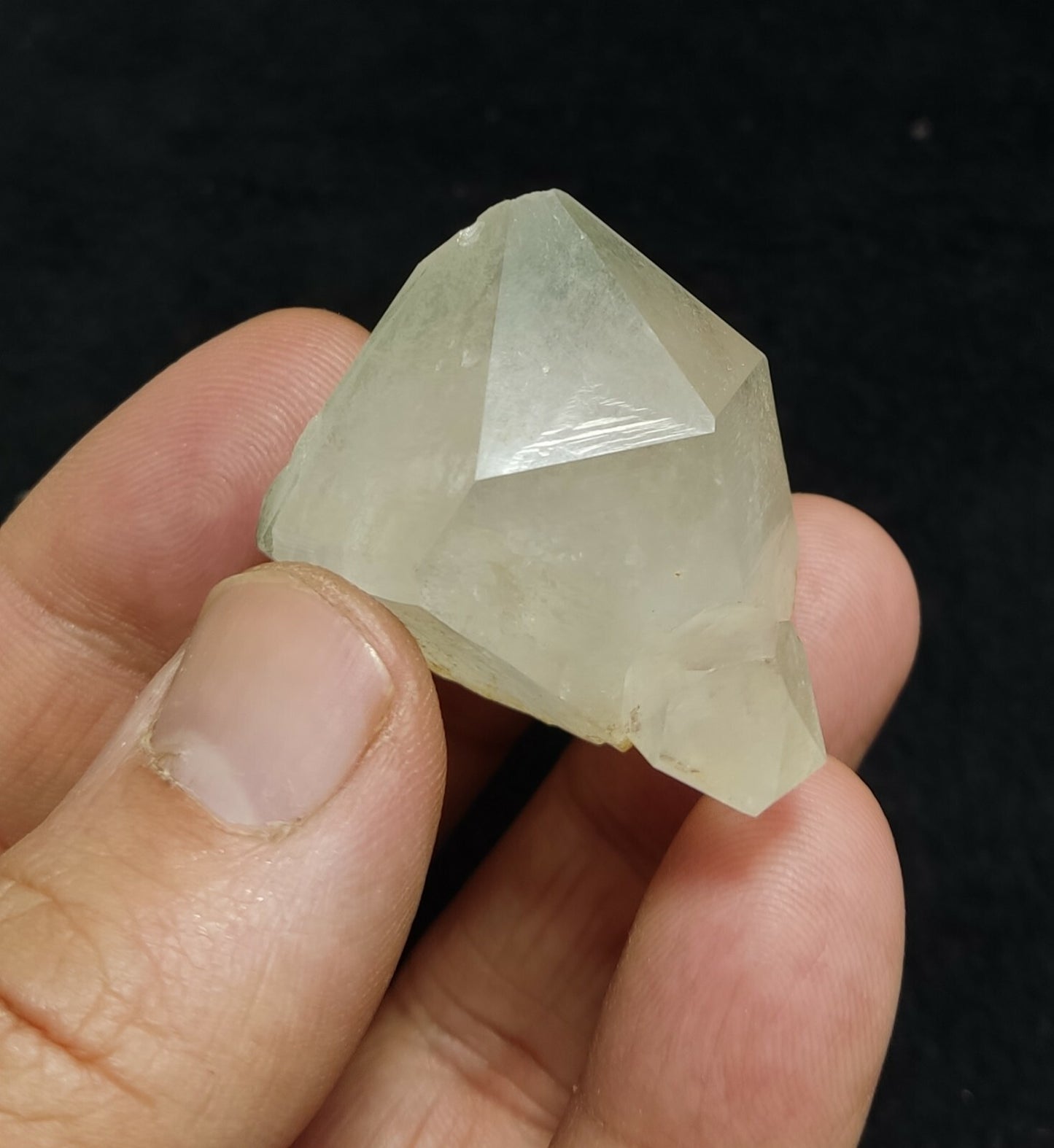 An aesthetic terminated chlorite quartz crystal 39 grams