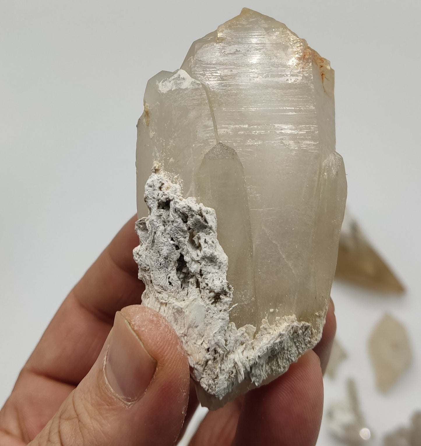 850 grams Amphibole/Chlorine Mixed quartz crystals