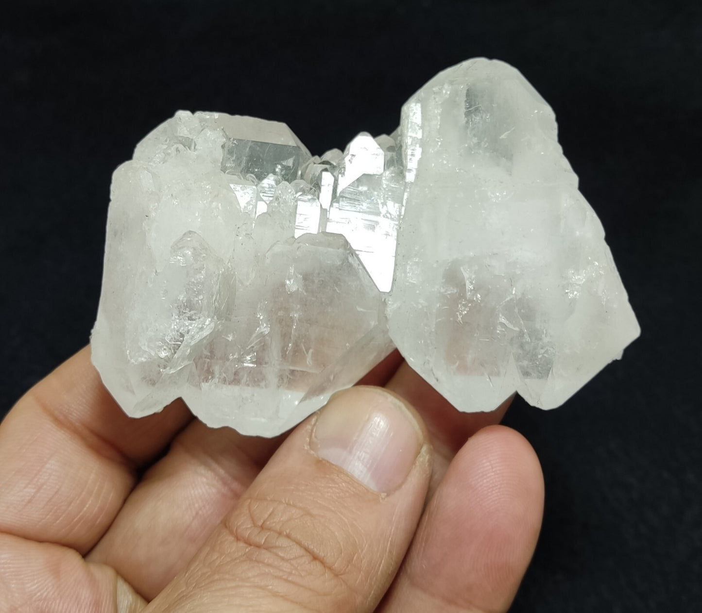 An Aesthetic terminated specimen of faden Quartz cluster 109 grams