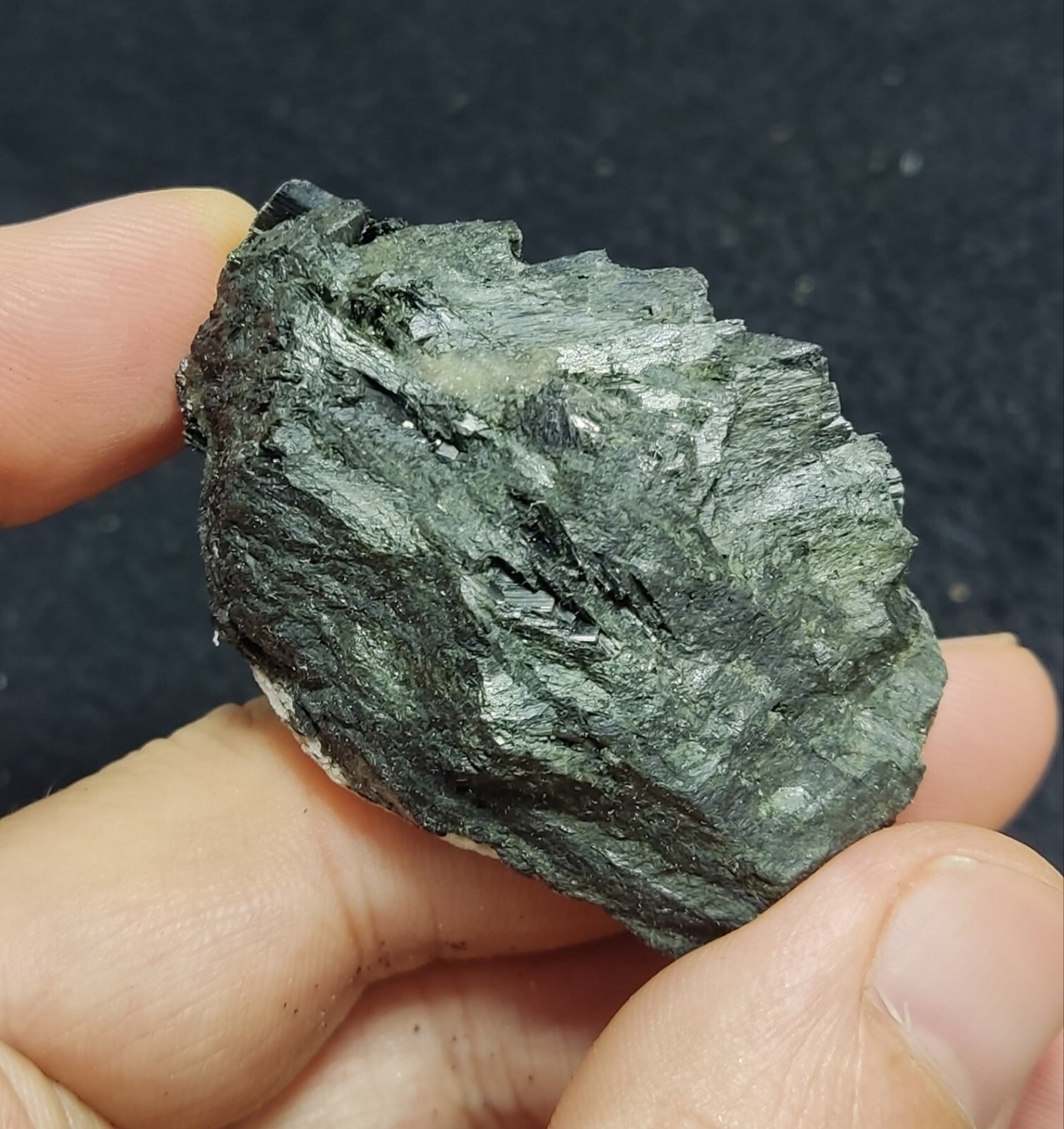 An aesthetic specimen of terminated aegirine crystal cluster 55 grams