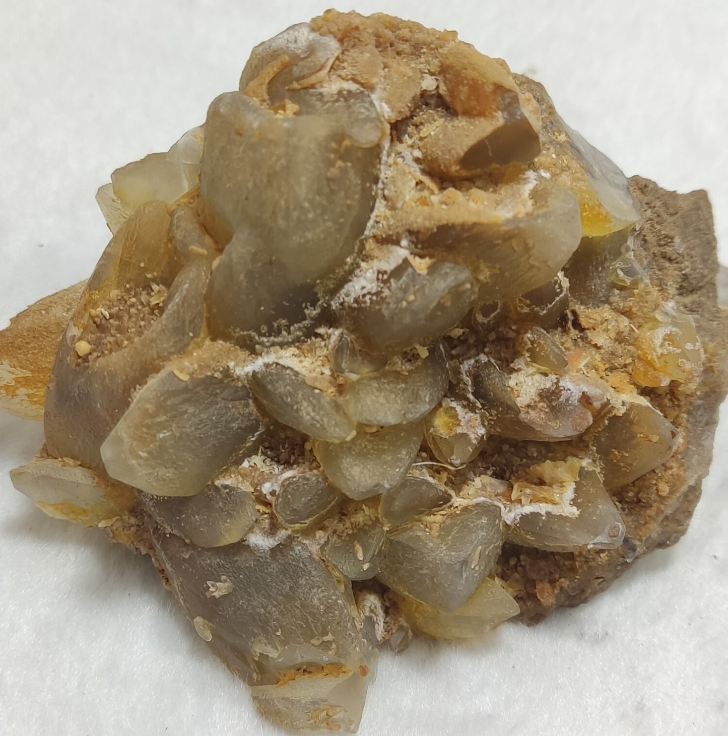 An amazing specimen of calcite 332 grams