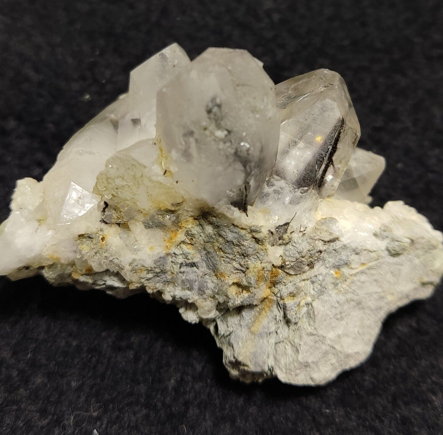 A very Aesthetic Natural terminated brookite Quartz cluster 49grams