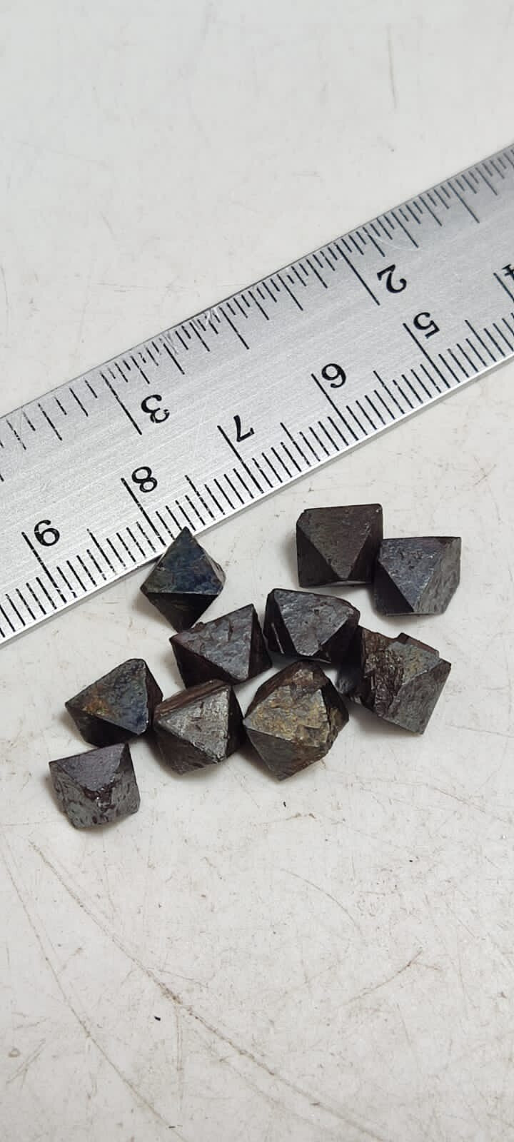 10 Pieces Of Octahedron Magnetite Crystals.