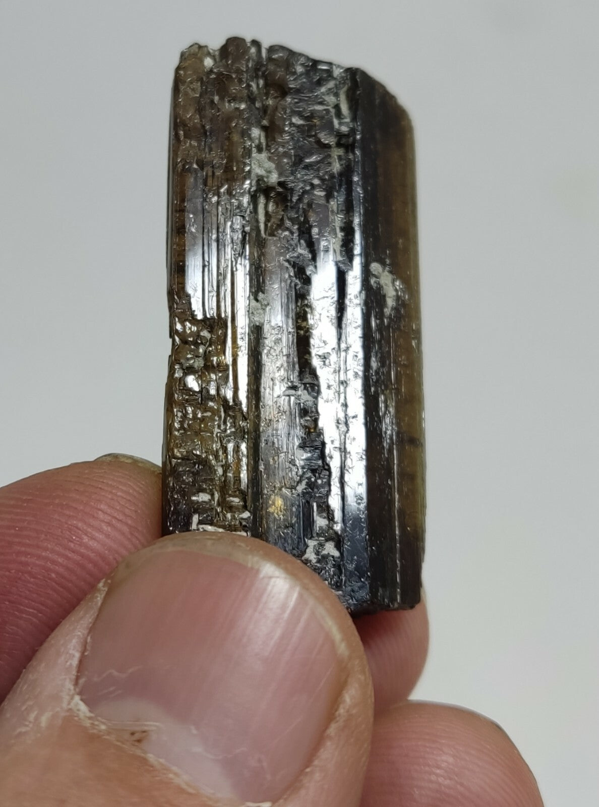 An aesthetic specimen of epidote crystal 12 grams