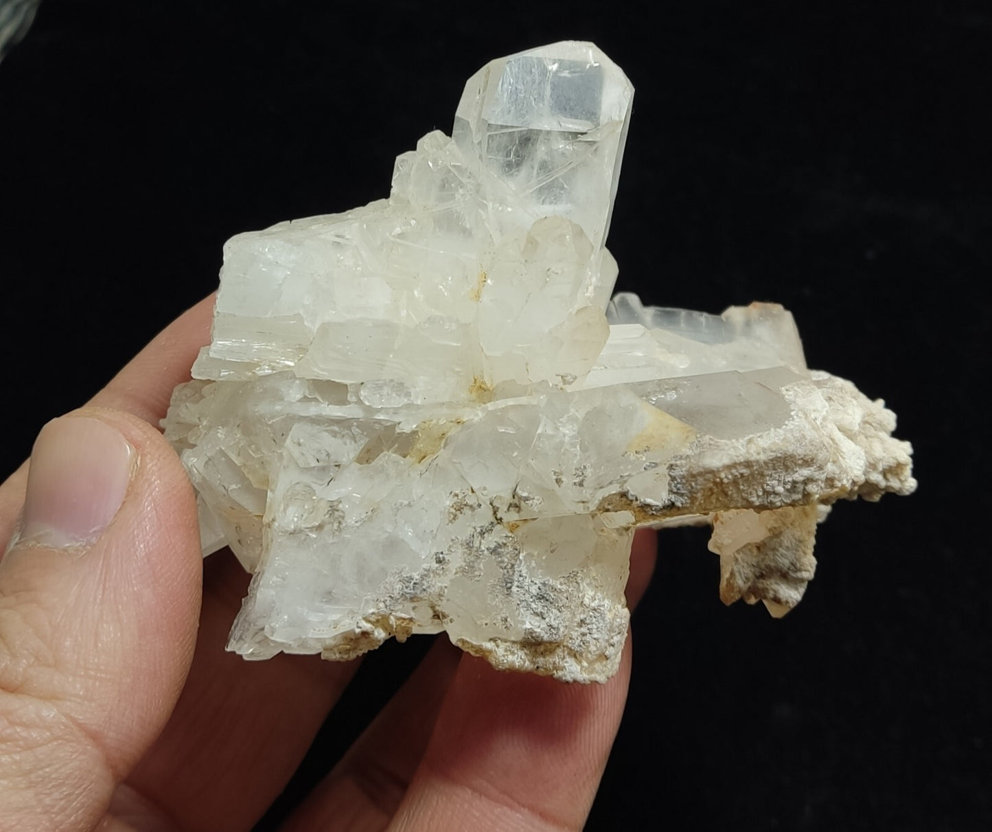 An Aesthetic terminated Quartz cluster 155 grams