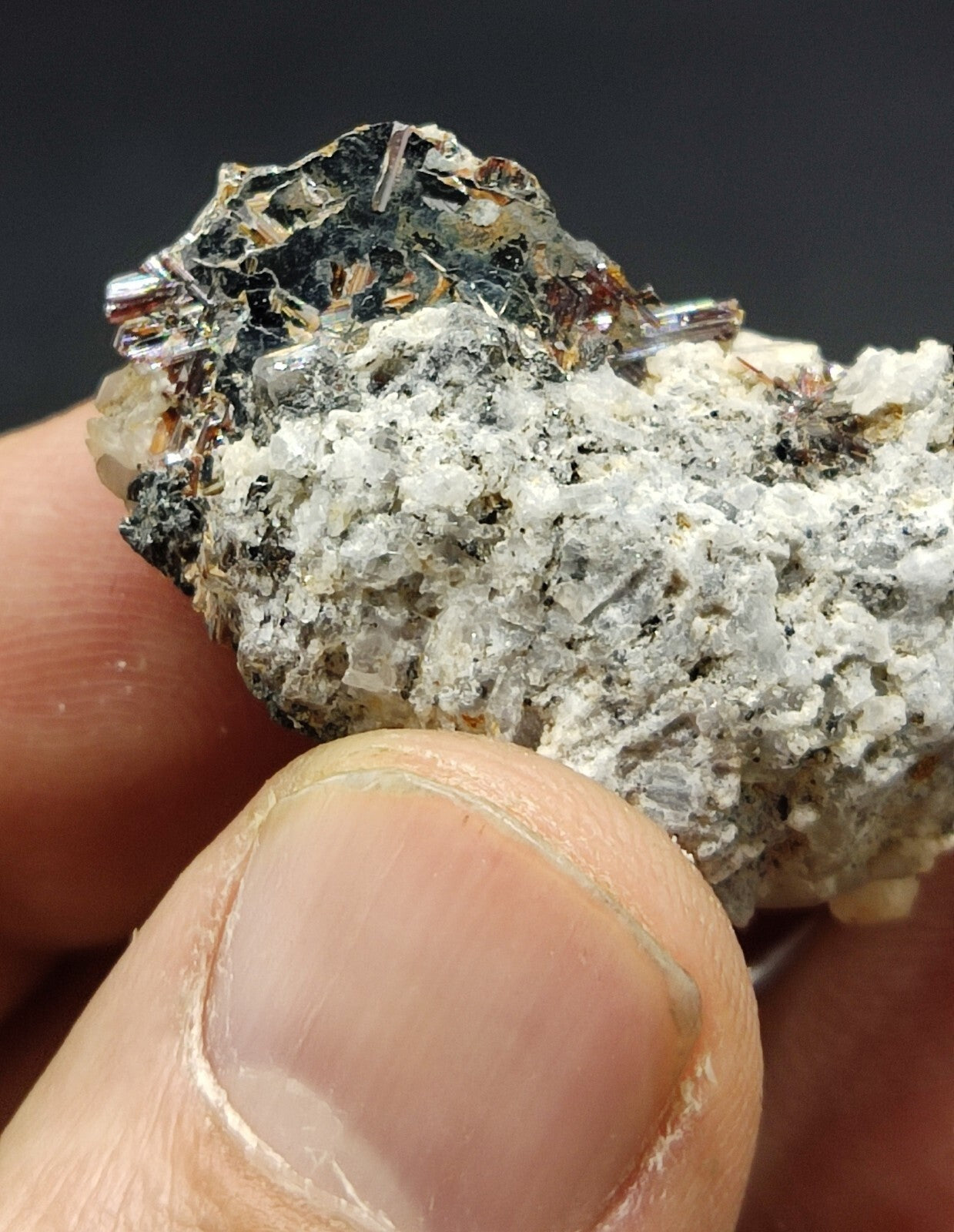 An Aesthetic specimen of quartz crystal with hematite and saginite 16 grams