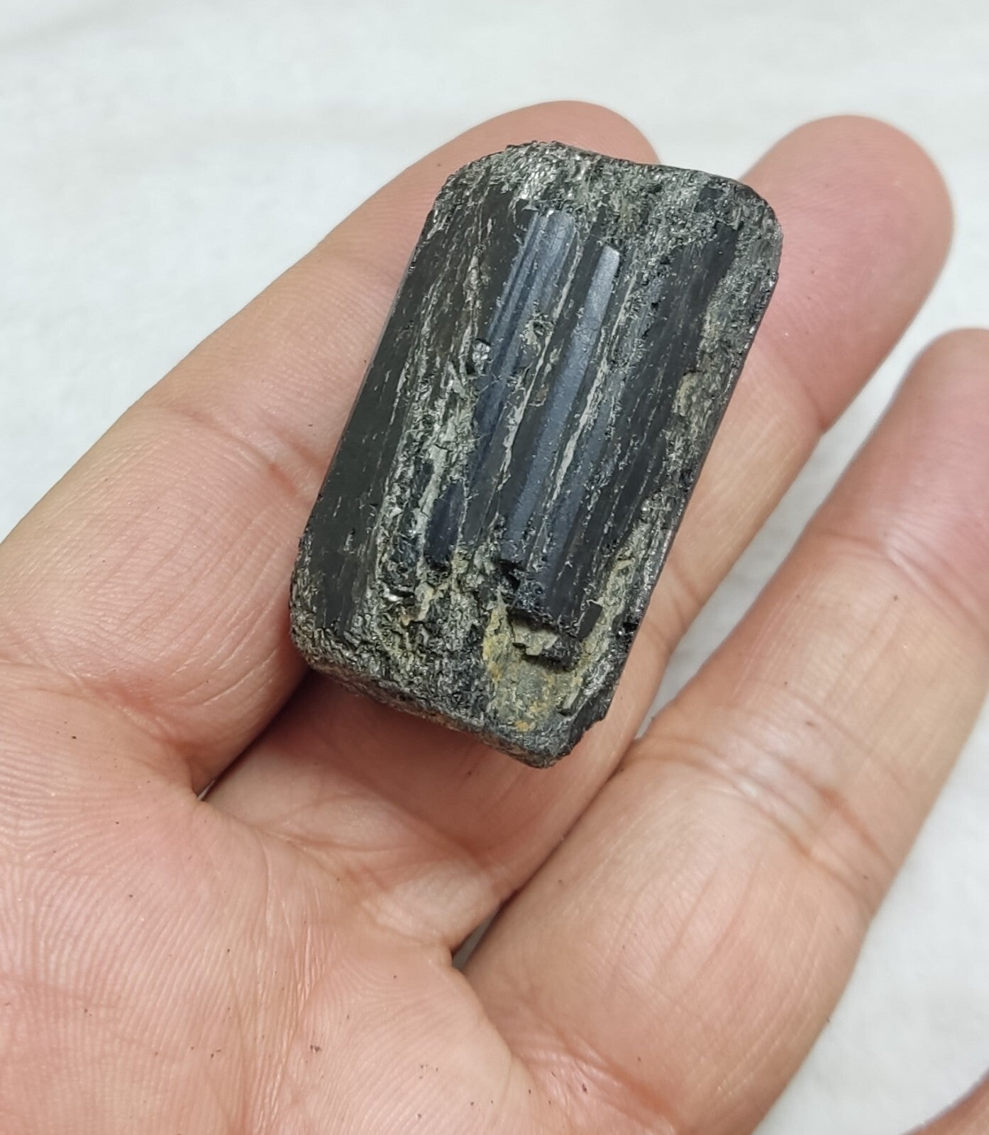 An amazing specimen of terminated black tourmaline 46 grams