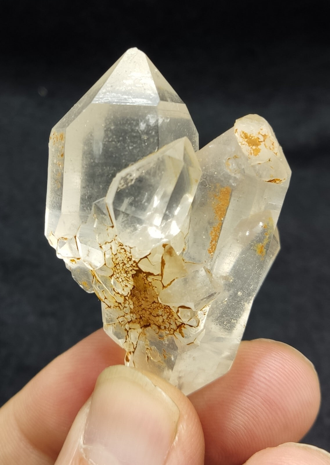 An Aesthetic Natural terminated quartz specimen 41 grams