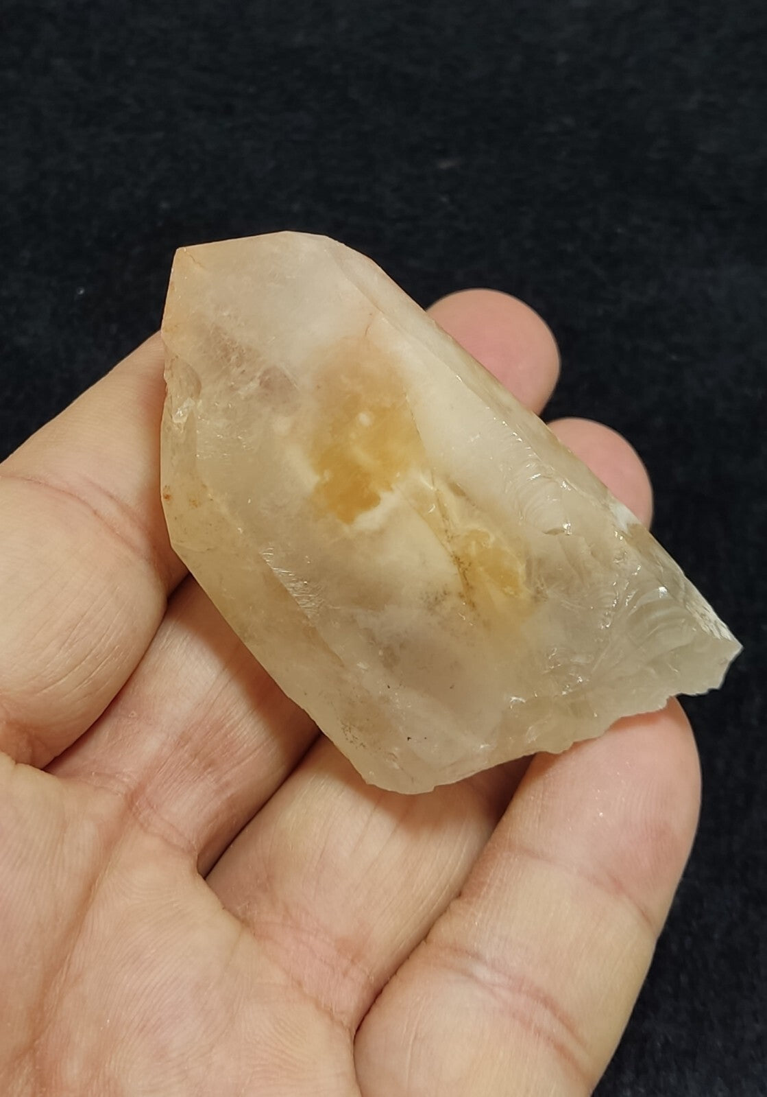 An amazing specimen of terminated amphibole included Quartz crystal 78