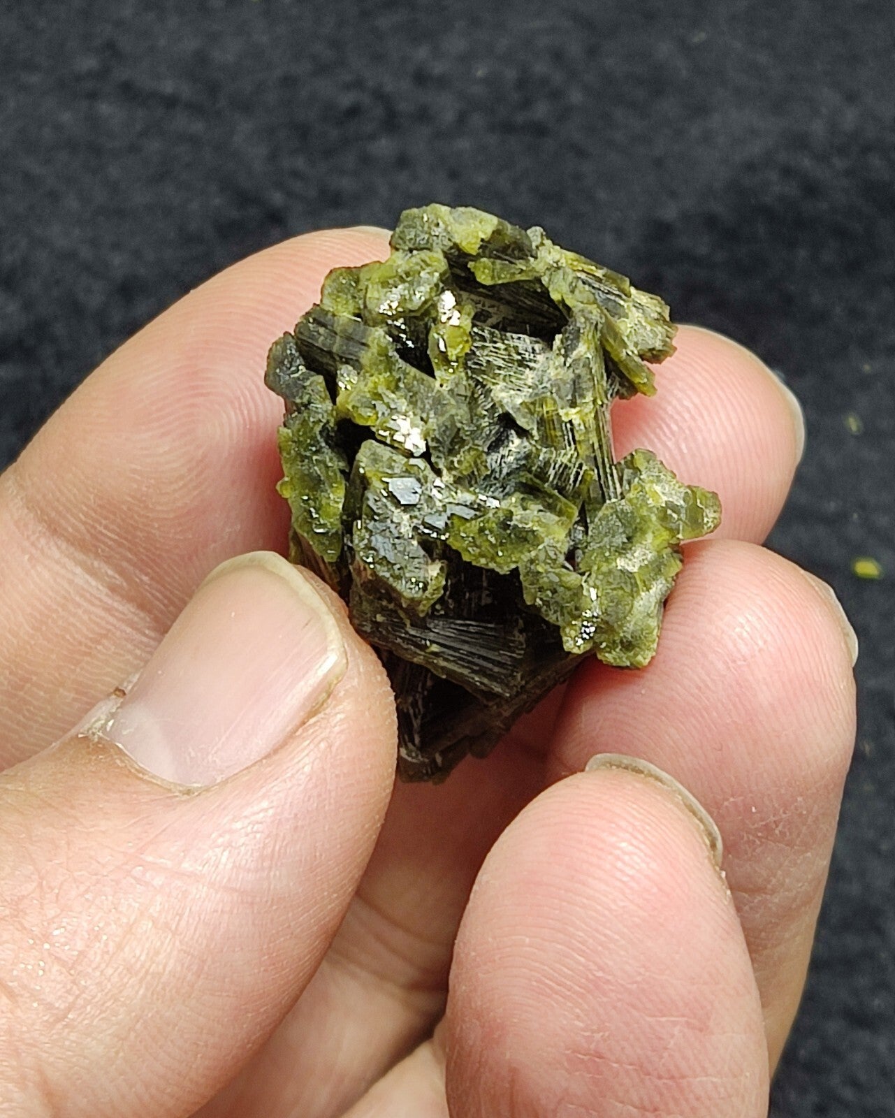 A very Aesthetic Natural beautifully terminated epidote specimen 20 grams