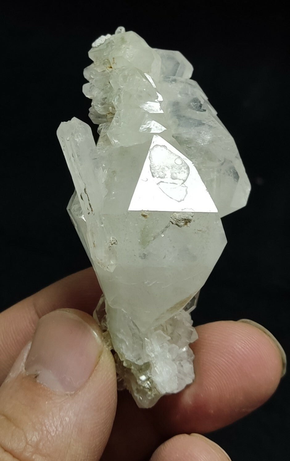 An amazing specimen of terminated faden Quartz crystal 45 grams