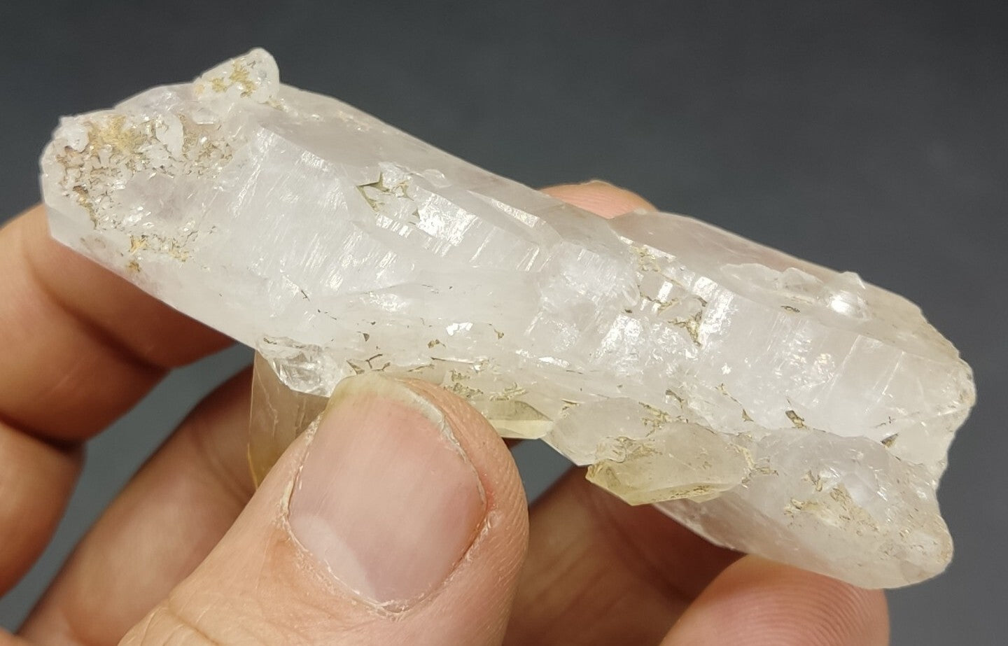 An Aesthetic gemmy  terminated Quartz crystal specimen 58 grams