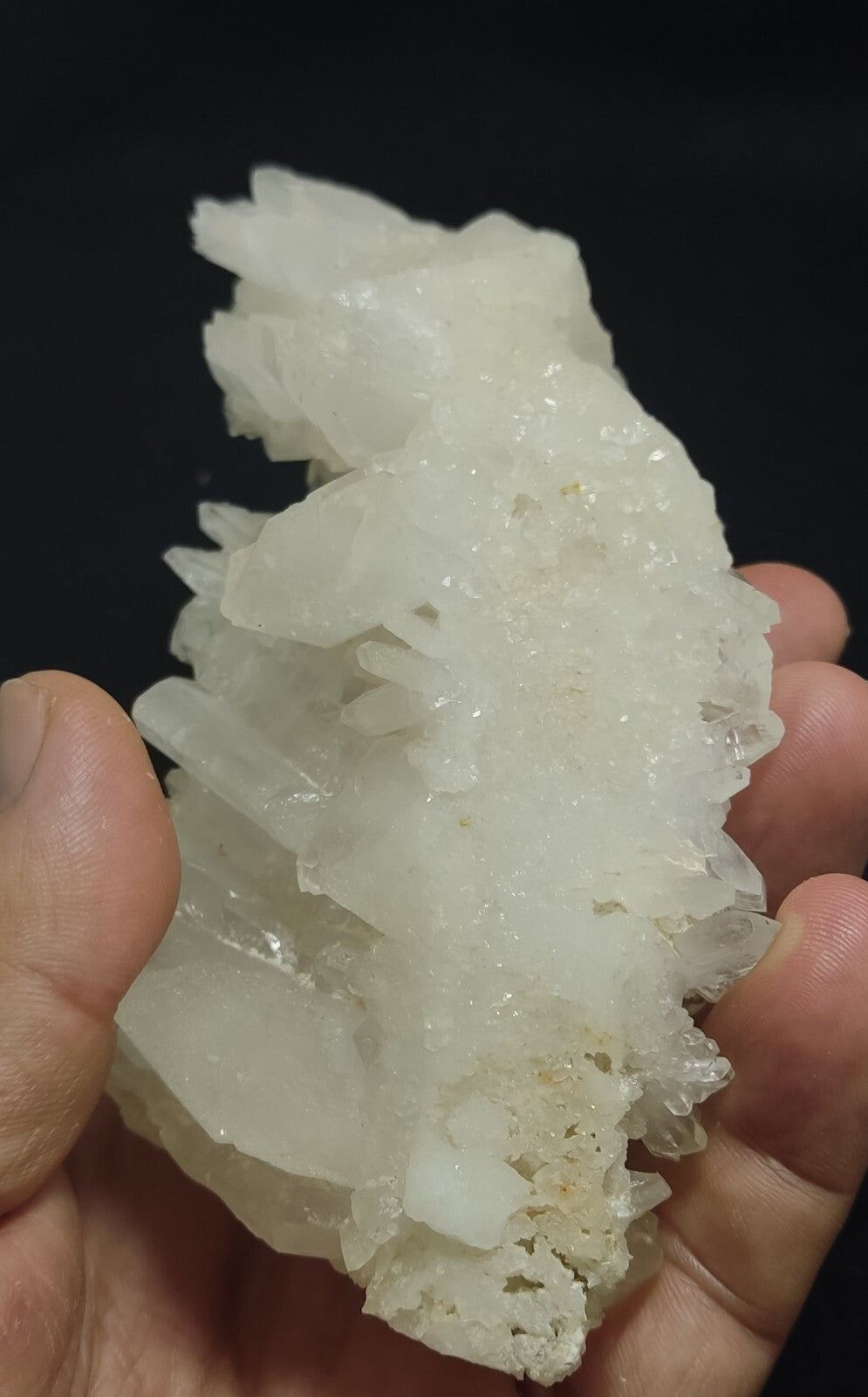 An aesthetic specimen of terminated faden Quartz crystals cluster 462 grams